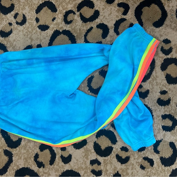 Aviator nation sweatpants, like new - Picture 3 of 5